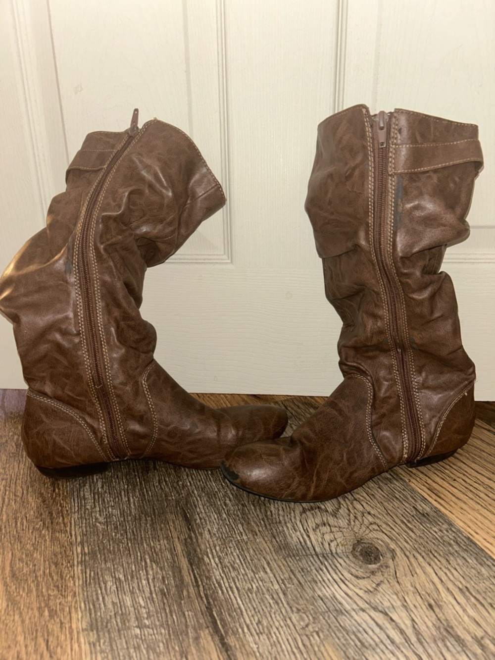Brown Slouchy Mid-Calf Zipper Boots